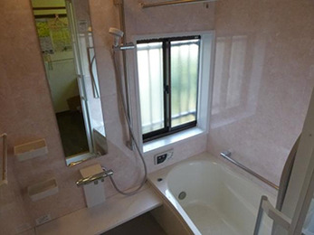 床も段差のないバリアフリーでとても使いやすくなりました。