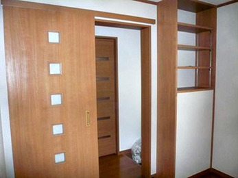 スペースが広くなり、制作が楽しめる明るいアトリエができました。