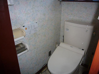節水トイレでウォシュレットが付いて、快適になりました。
