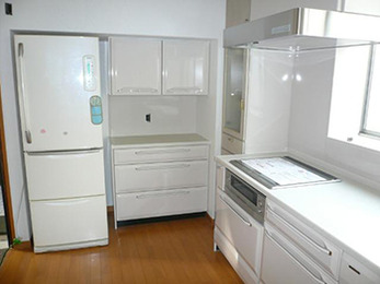 今回のキッチンリフォームで、不便に感じていたところが無くなりました。全体的に明るくなったような感じがします。